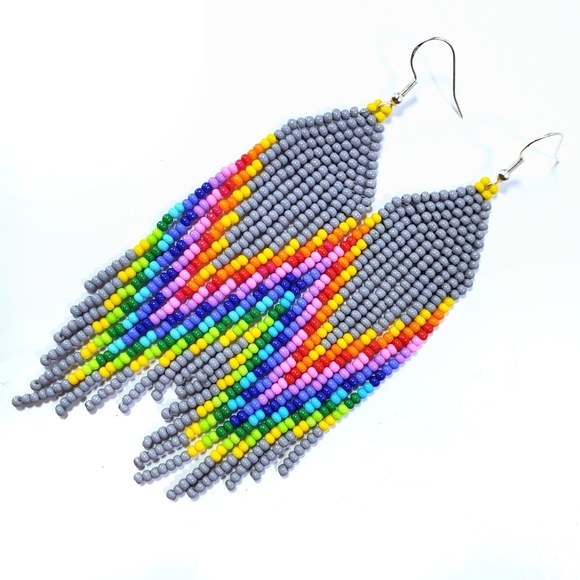 🌈 Grey Rainbow Long Fringe Seed Bead Earrings - Picture 5 of 5